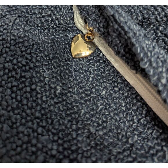 💙 FUTEI Boucle Decorative Pillow Covers – Set of 2, 16x16" – Haze Blue - Picture 5 of 7